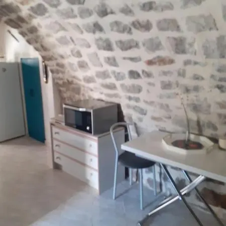 Studio Ideal Pour Vos Vacances Saint Alban Auriolles Extérieur photo